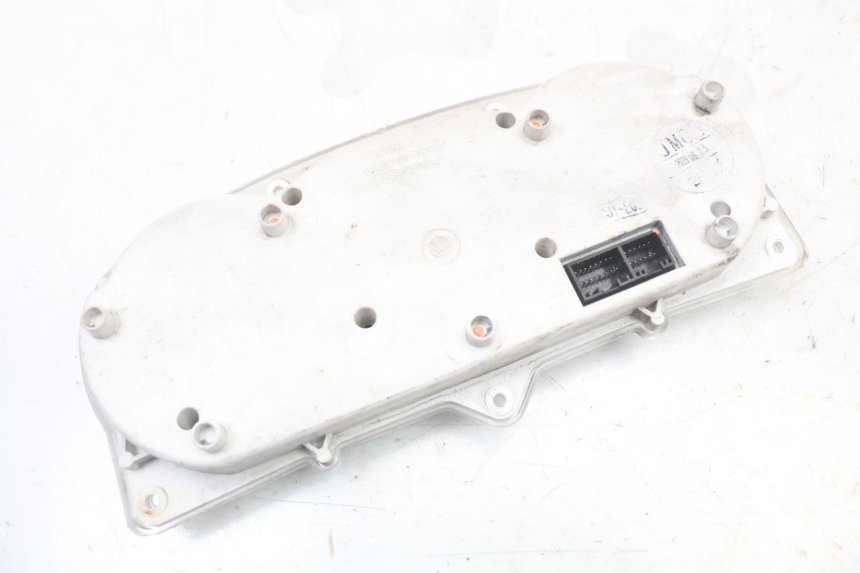 photo de CONTATORE KYMCO X-TOWN XTOWN 125 (2016 - 2021) - Dettagli dei punti di fissaggio