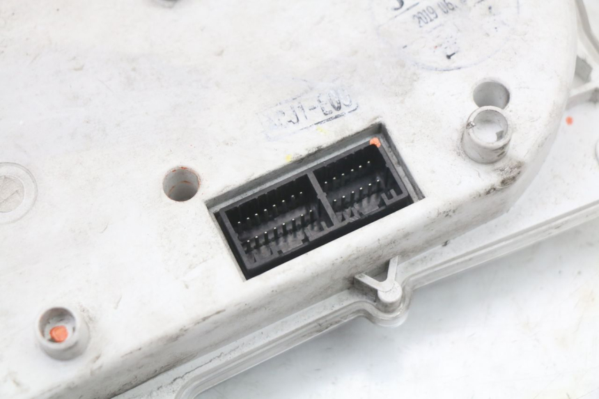 photo de CONTATORE KYMCO X-TOWN XTOWN 125 (2016 - 2021) - Stato della superficie e materiale