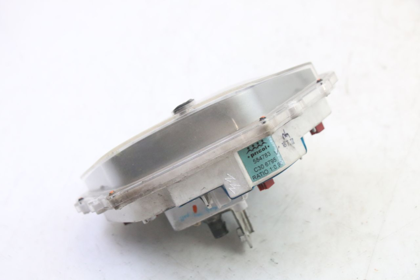 photo de Contachilometri PIAGGIO LIBERTY 4T 50 (2009 - 2015) - Dettagli dei punti di fissaggio