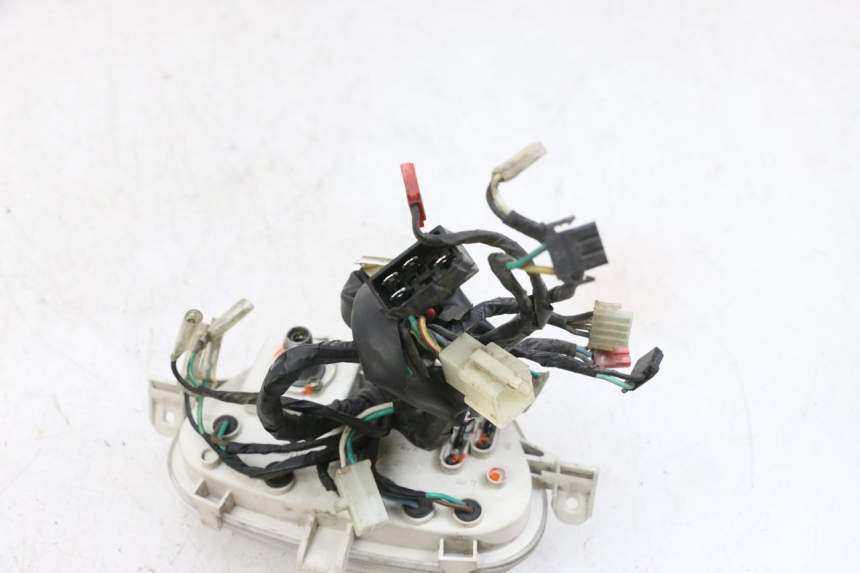 photo de CONTACHILOMETRI KYMCO LIKE 125 (2009 - 2016) - Stato della superficie e materiale