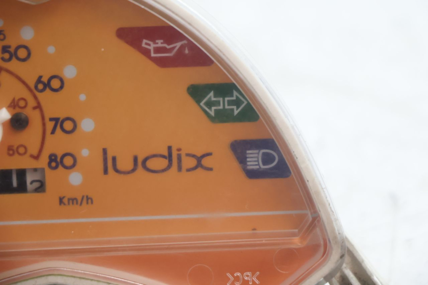 photo de CONTACHILOMETRI PEUGEOT LUDIX PRO 2T 50 (2010 - 2017) - Zoom sullo stato d'uso