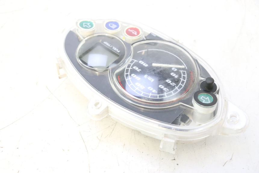 photo de CONTACHILOMETRI MBK MACH G AC 50 (2002 - 2014) - Caratteristiche distintive