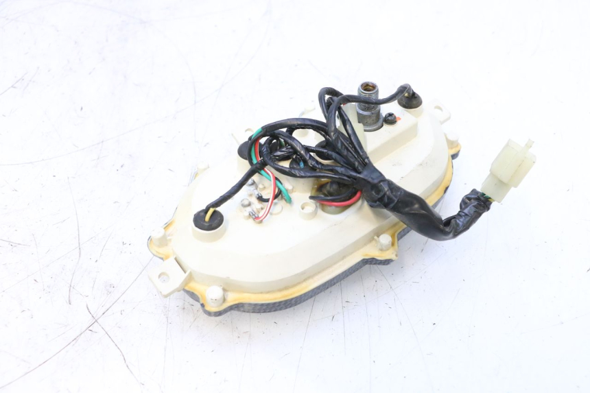 photo de CONTACHILOMETRI KEEWAY MATRIX RX9 125 (2006 - 2007) - Altra angolazione