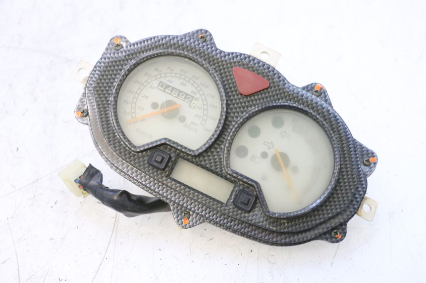 photo de CONTACHILOMETRI KEEWAY MATRIX RX9 125 (2006 - 2007) - Dettagli dei punti di fissaggio