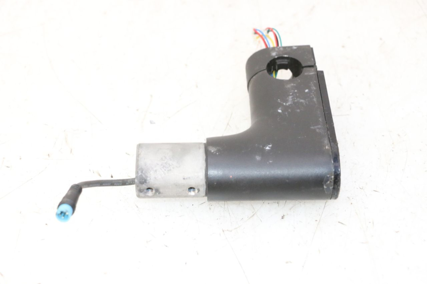 photo de CONTACHILOMETRI XIAOMI MI PRO 2 1 - Marcature e riferimenti originali