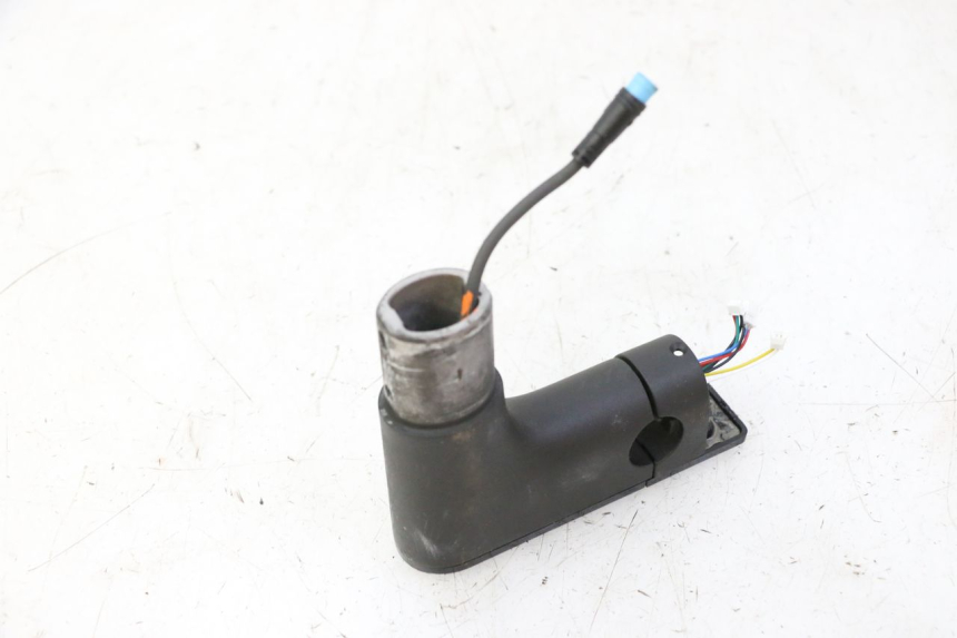 photo de CONTACHILOMETRI XIAOMI MI PRO 2 1 - Primo piano tecnico