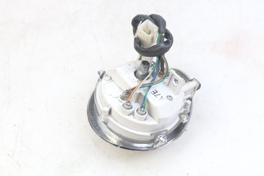 photo de CONTATORE SYM MIO 50 (2011 - 2017) - Stato della superficie e materiale