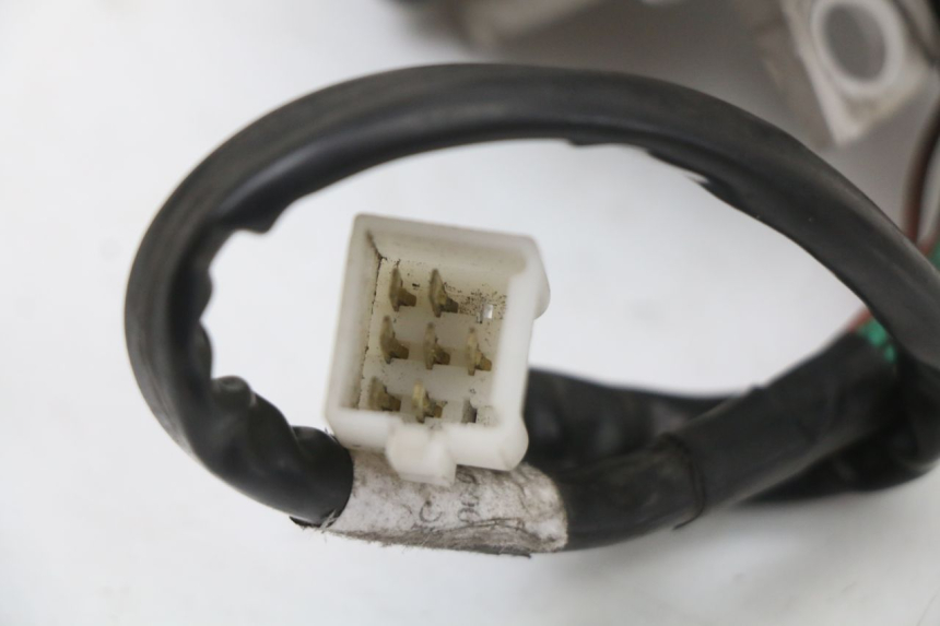 photo de CONTACHILOMETRI SYM MIO 50 (2005 - 2010) - Dettagli dei punti di fissaggio