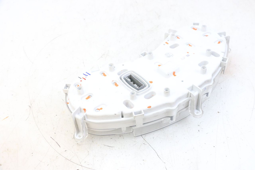 photo de CONTACHILOMETRI PIAGGIO MP3 HPE 300 (2019 - 2026) - Dettaglio del componente