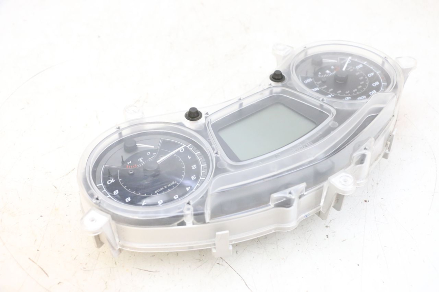 photo de CONTACHILOMETRI PIAGGIO MP3 HPE 300 (2019 - 2026) - Ricambio usato controllato