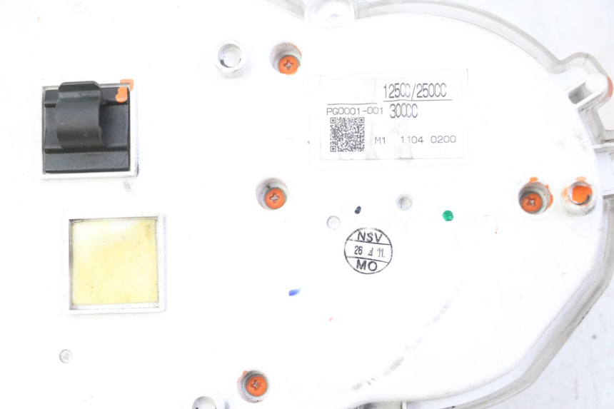 photo de CONTACHILOMETRI PIAGGIO MP3 LT 300 (2010 - 2016) - Altra vista dell'articolo