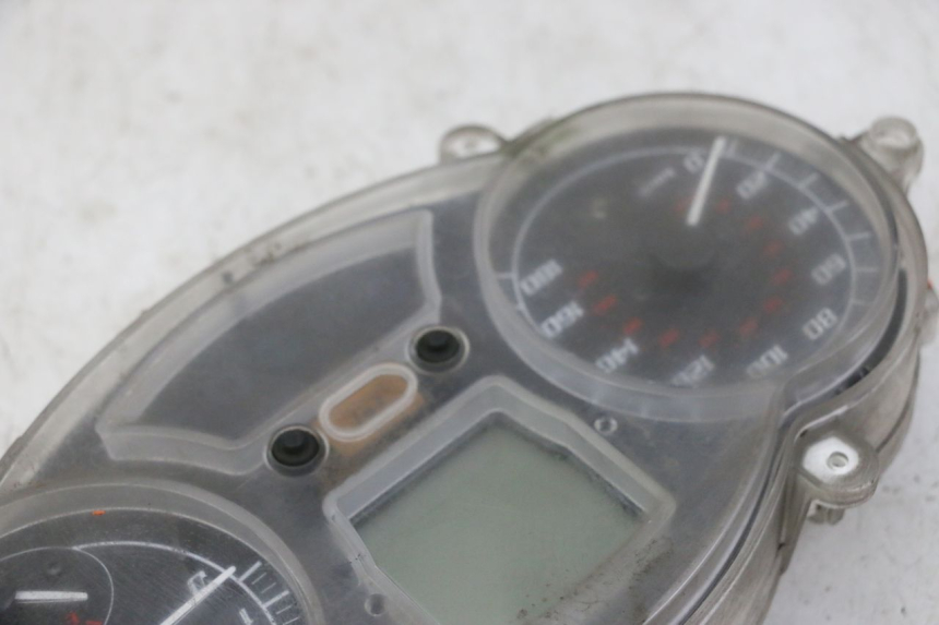 photo de CONTACHILOMETRI PIAGGIO MP3 LT 400 (2007 - 2012) - Zoom sui componenti