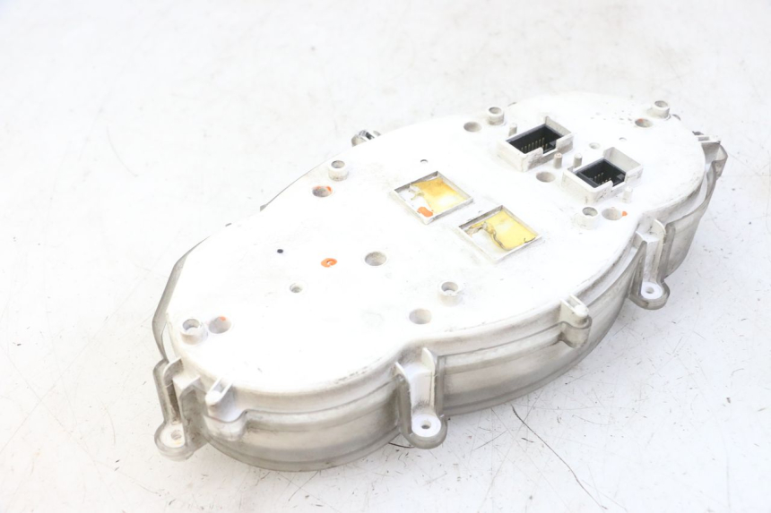 photo de CONTACHILOMETRI PIAGGIO MP3 LT 400 (2007 - 2012) - Vista d'insieme del prodotto