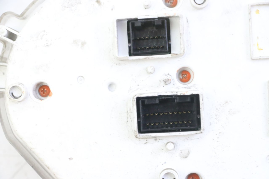 photo de CONTACHILOMETRI PIAGGIO MP3 LT 300 (2010 - 2016) - Altra vista dell'articolo