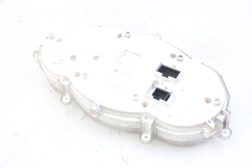 photo de CONTACHILOMETRI PIAGGIO MP3 LT 300 (2010 - 2016) - Dettagli dei punti di fissaggio