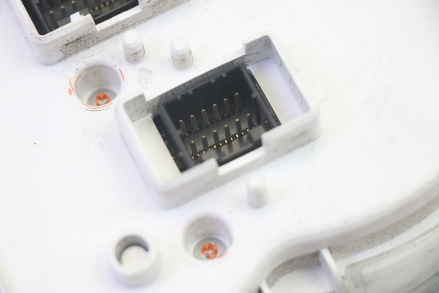 photo de CONTACHILOMETRI PIAGGIO MP3 LT 400 (2007 - 2012) - Zoom sui componenti