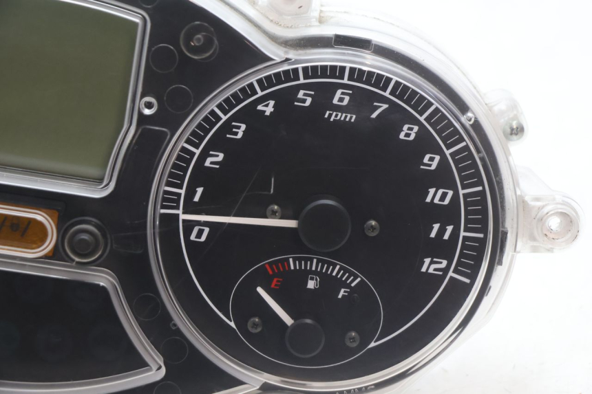 photo de CONTACHILOMETRI PIAGGIO MP3 LT 300 (2010 - 2016) - Vista d'insieme del prodotto