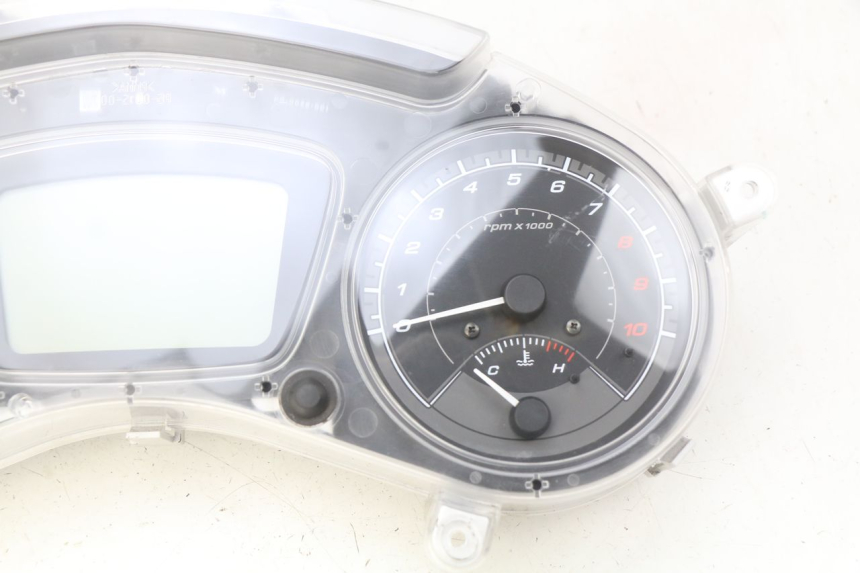 photo de CONTACHILOMETRI PIAGGIO MP3 500 (2014 - 2017) - Ispezione visiva dettagliata