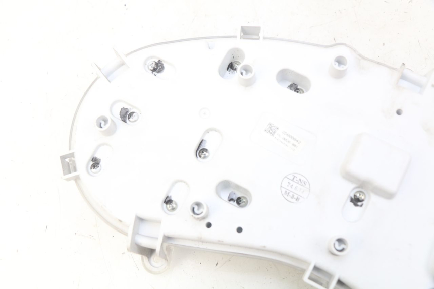 photo de CONTACHILOMETRI PIAGGIO MP3 500 (2014 - 2017) - Vista d'insieme del prodotto