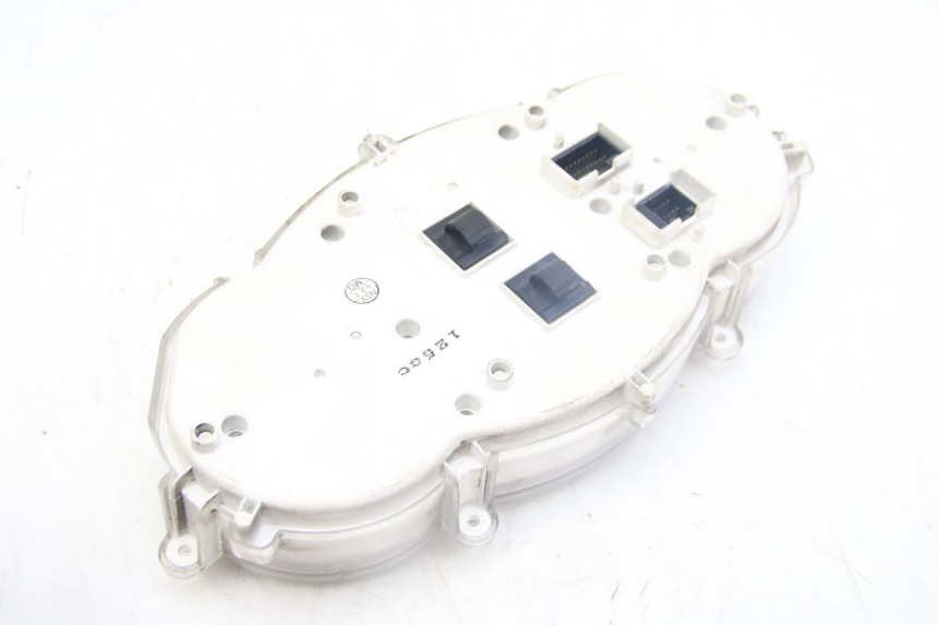 photo de CONTACHILOMETRI PIAGGIO MP3 125 (2006 - 2014) - Altra angolazione