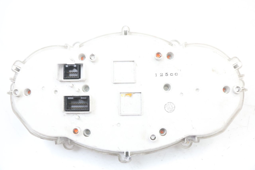 photo de CONTACHILOMETRI PIAGGIO MP3 125 (2006 - 2014) - Marcature e riferimenti originali