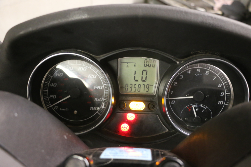 photo de CONTACHILOMETRI PIAGGIO MP3 500 (2011 - 2015) - Zoom sullo stato d'uso