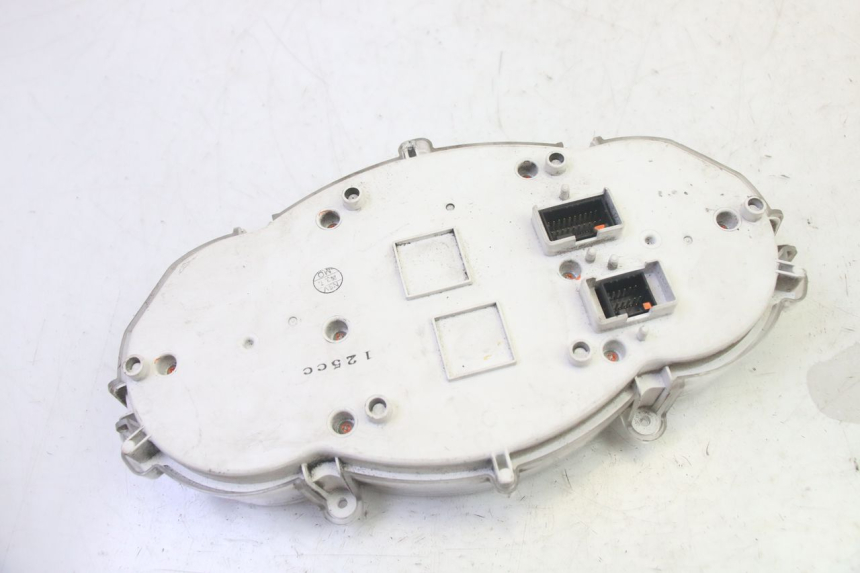 photo de CONTACHILOMETRI PIAGGIO MP3 125 (2006 - 2014) - Altra vista dell'articolo