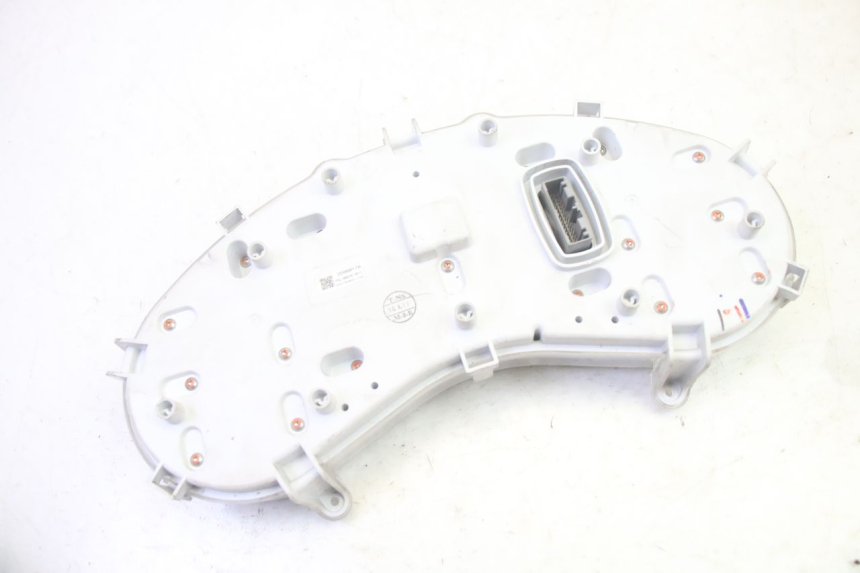 photo de CONTACHILOMETRI PIAGGIO MP3 500 (2016 - 2018) - Marcature e riferimenti originali