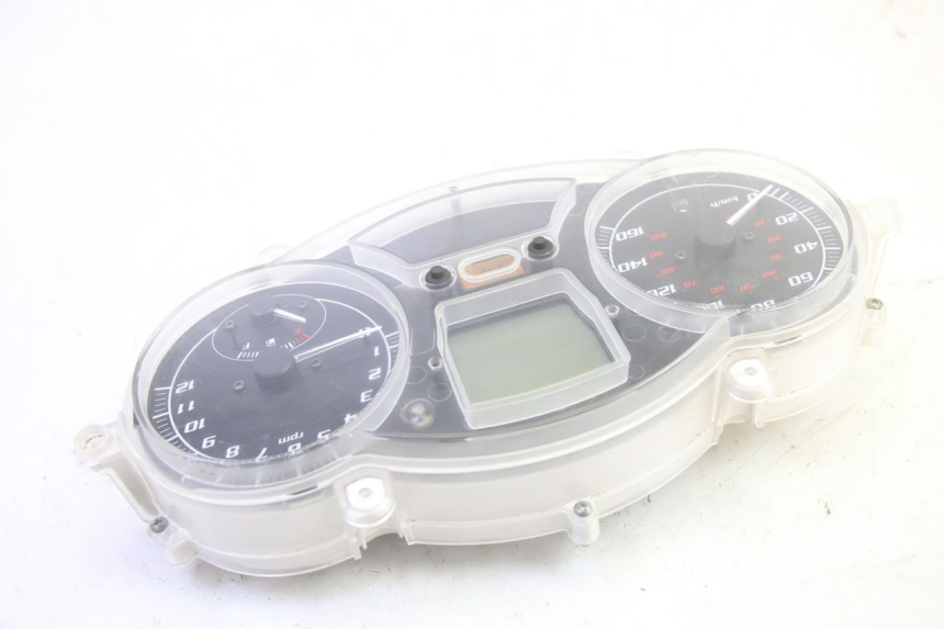 photo de CONTACHILOMETRI PIAGGIO MP3 RL 250 (2006 - 2010) - Ricambio usato controllato