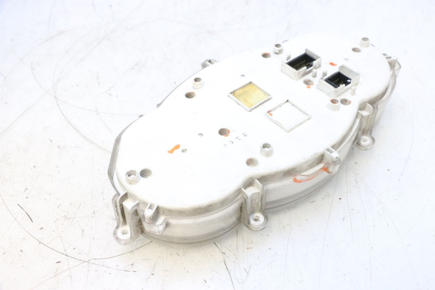photo de CONTACHILOMETRI PIAGGIO MP3 RL 250 (2006 - 2010) - Dettaglio del componente