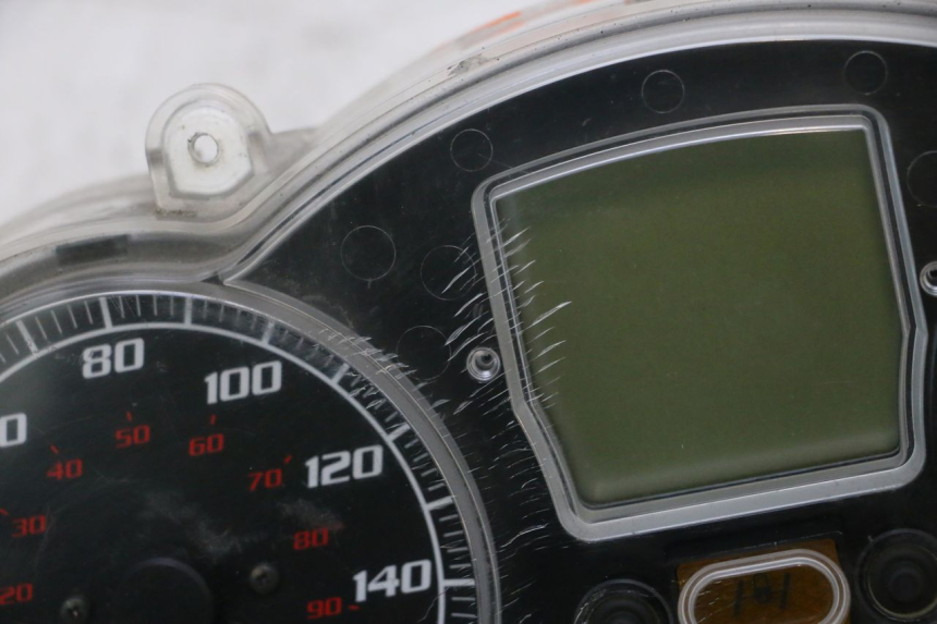 photo de CONTACHILOMETRI PIAGGIO MP3 RL 250 (2006 - 2010) - Vista principale