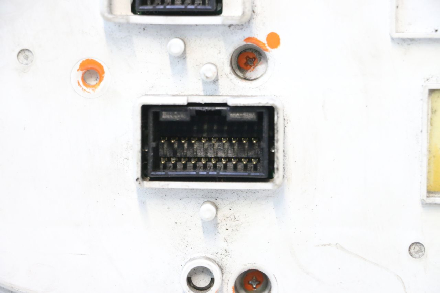 photo de CONTACHILOMETRI PIAGGIO MP3 RL 250 (2006 - 2010) - Marcature e riferimenti originali