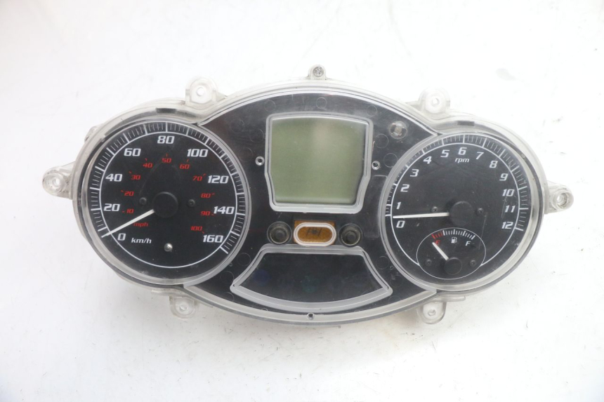 photo de CONTACHILOMETRI PIAGGIO MP3 125 (2006 - 2014) - Vista principale