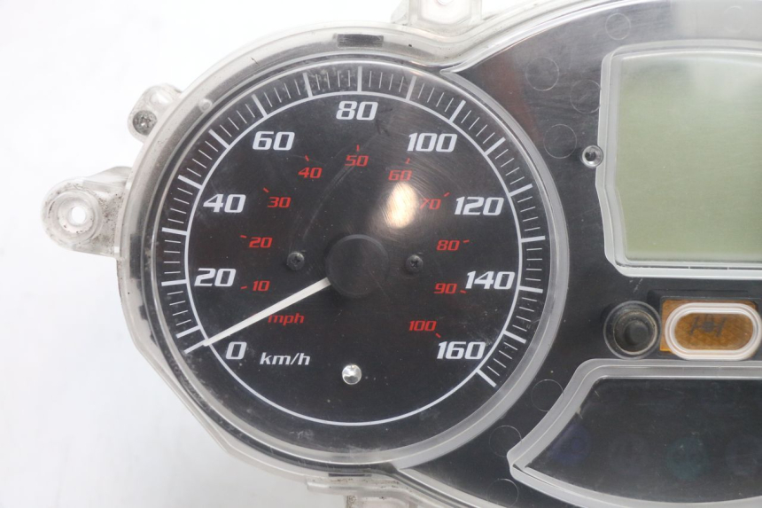 photo de CONTACHILOMETRI PIAGGIO MP3 125 (2006 - 2014) - Dettaglio del componente