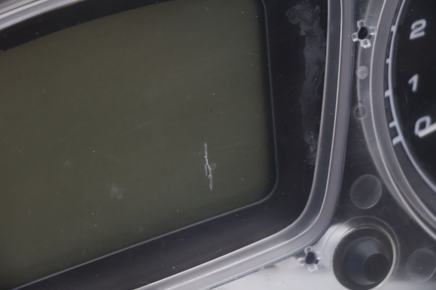 photo de CONTACHILOMETRI PIAGGIO MP3 500 (2016 - 2018) - Altra angolazione