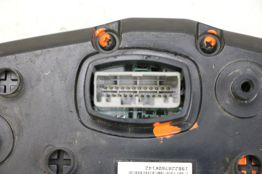 photo de CONTACHILOMETRI YAMAHA MT-07 MT07 ABS 700 (2018 - 2020) - Stato della superficie e materiale