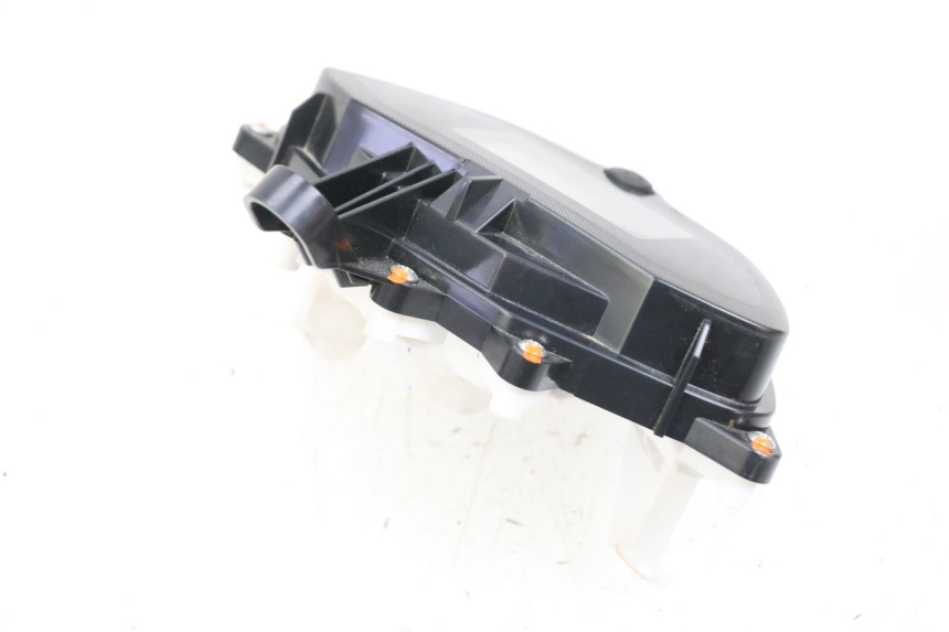 photo de CONTACHILOMETRI YAMAHA NEO'S CORE 1 (2022 - 2026) - Primo piano ad alta risoluzione