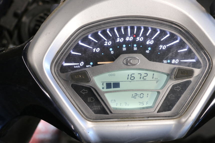 photo de CONTACHILOMETRI KYMCO LIKE 4T 50 (2019 - 2025) - Zoom sullo stato d'uso