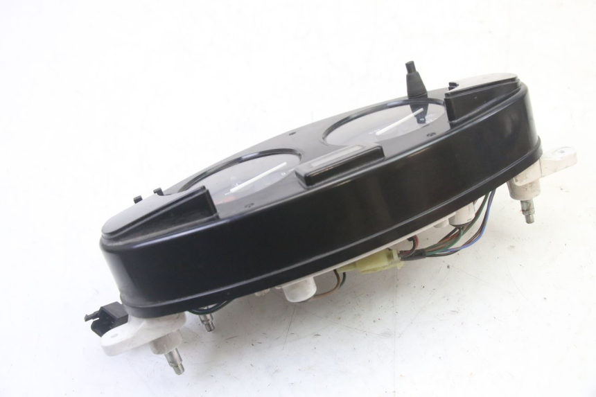 photo de CONTACHILOMETRI HONDA NTV DEAUVILLE 650 (2001 - 2006) - Primo piano tecnico