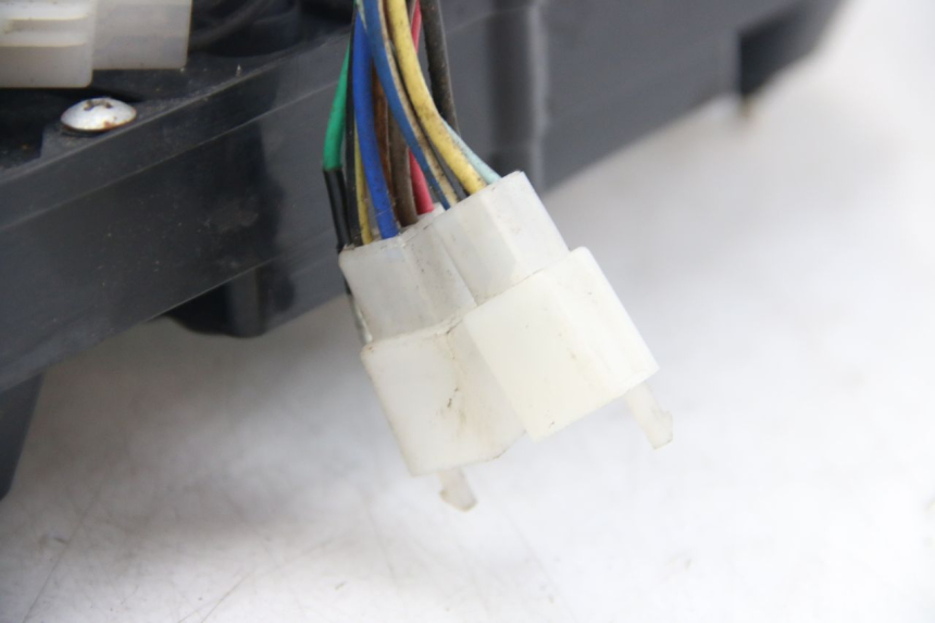 photo de CONTATORE SELECT UP OCTALIS 125 (2007 - 2012) - Stato della superficie e materiale