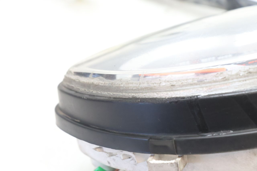 photo de CONTACHILOMETRI SYM ORBIT III 3 4T 50 (2021 - 2025) - Dettagli dei punti di fissaggio
