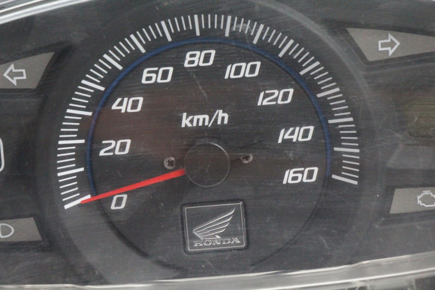 photo de CONTACHILOMETRI HONDA PCX (JF28) 125 (2009 - 2011) - Zoom sullo stato d'uso