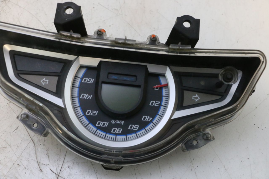 photo de Contachilometri HONDA PCX (JF57/JF64) 125 (2014 - 2018) - Primo piano tecnico