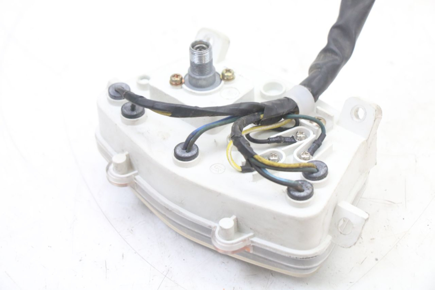 photo de CONTACHILOMETRI PEUGEOT KISBEE 4T 50 (2018 - 2022) - Ricambio usato controllato