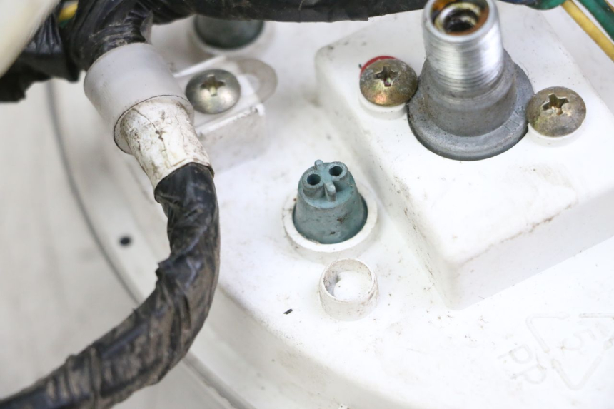 photo de CONTACHILOMETRI PEUGEOT TWEET 4T 50 (2014 - 2019) - Altra angolazione