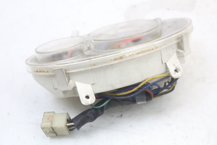 photo de CONTACHILOMETRI PIAGGIO NEW TYPHOON 50 (2010 - 2017) - Dettagli dei punti di fissaggio