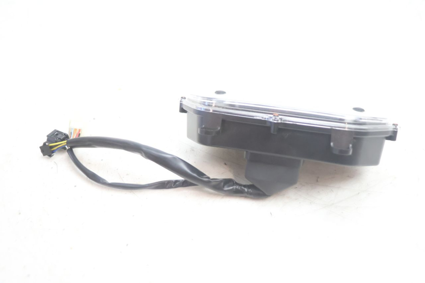 photo de CONTACHILOMETRI JM MOTORS R-MAX TECH 50 (2024 - 2026) - Altra angolazione