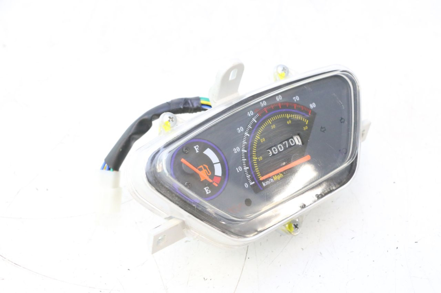 photo de Contachilometri TNT MOTOR ROMA 12' 2T 50 (2007 - 2018) - Stato della superficie e materiale