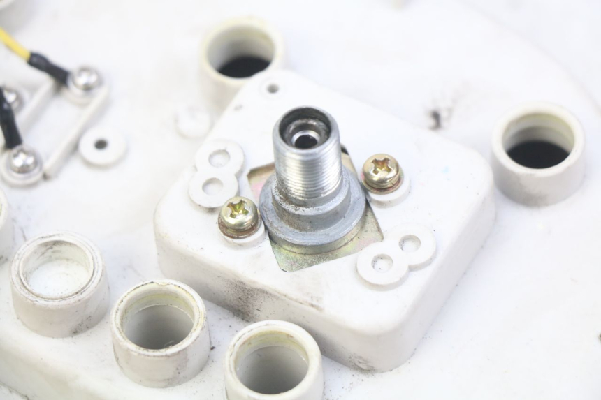 photo de CONTACHILOMETRI JM MOTORS SANTANA 50 (2014 - 2023) - Dettagli dei punti di fissaggio