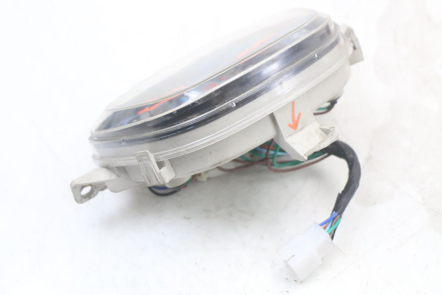 photo de CONTACHILOMETRI JM MOTORS SANTANA 50 (2014 - 2023) - Altra angolazione